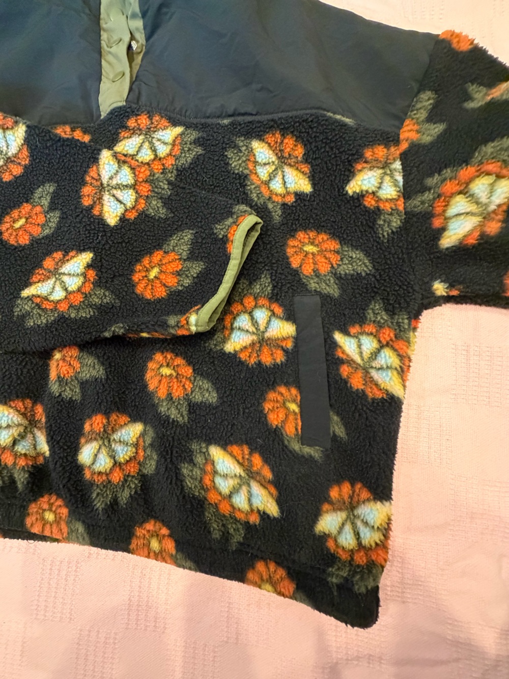 PacSun Black Floral Sherpa Pullover Jacket - Picture 2 of 4